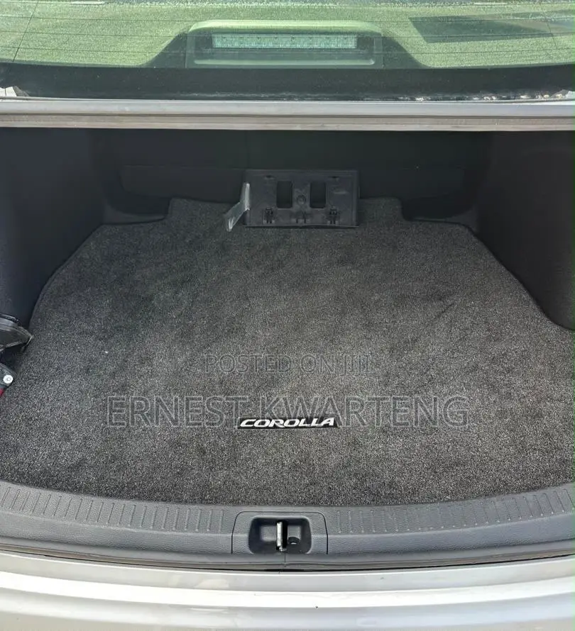 Toyota Corolla 2021 Gray