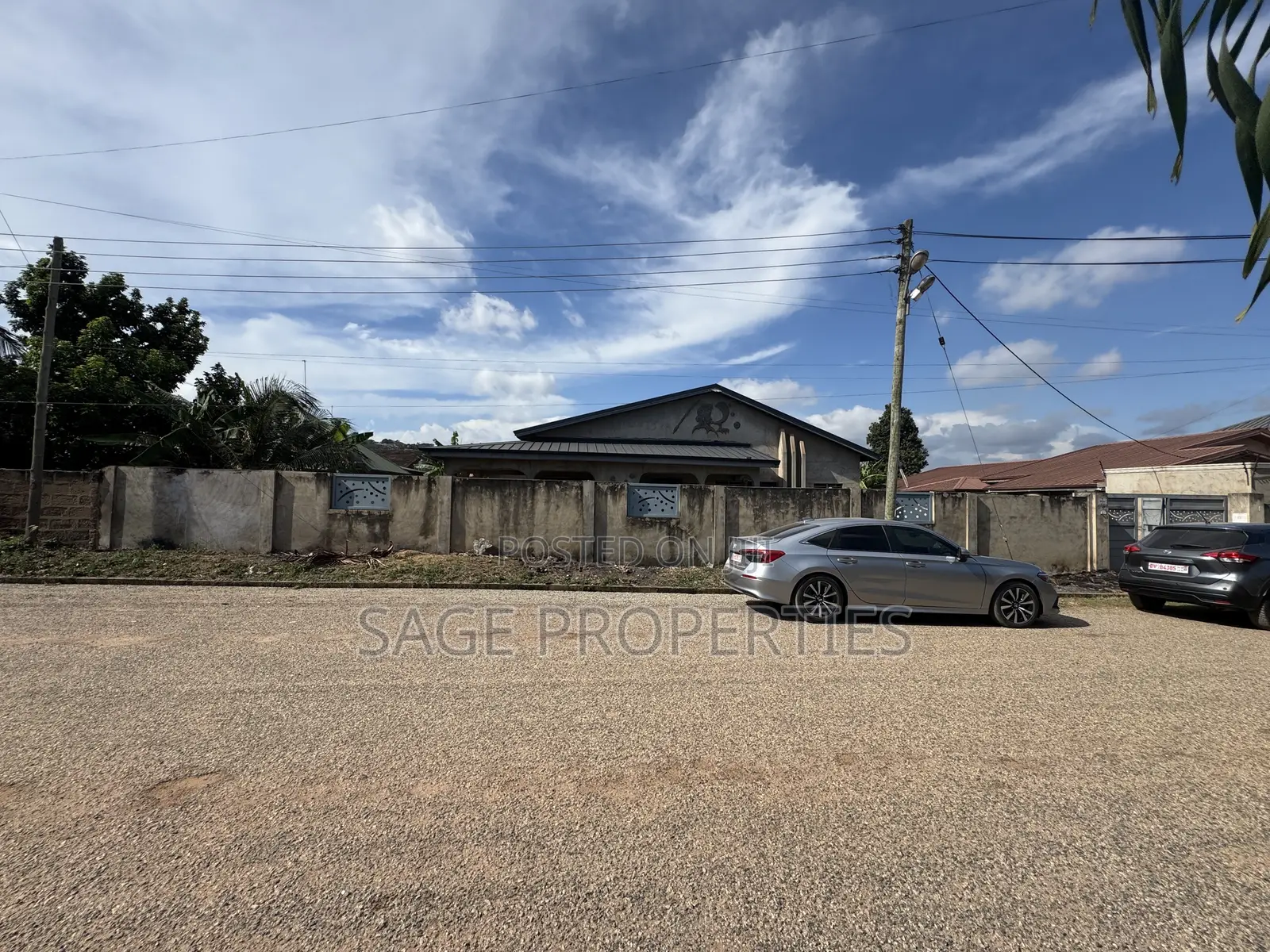 5bdrm House in Police Station for sale