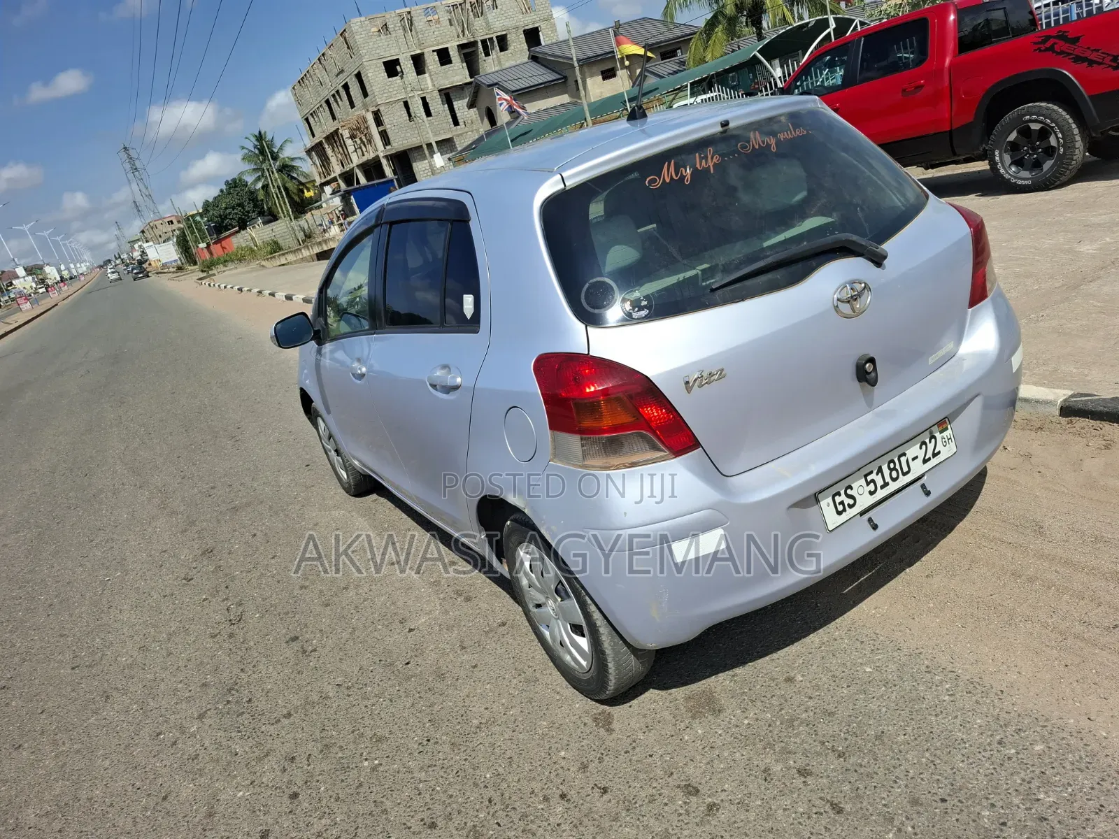 Toyota Vitz 1.0 FWD 5dr 2010 Silver