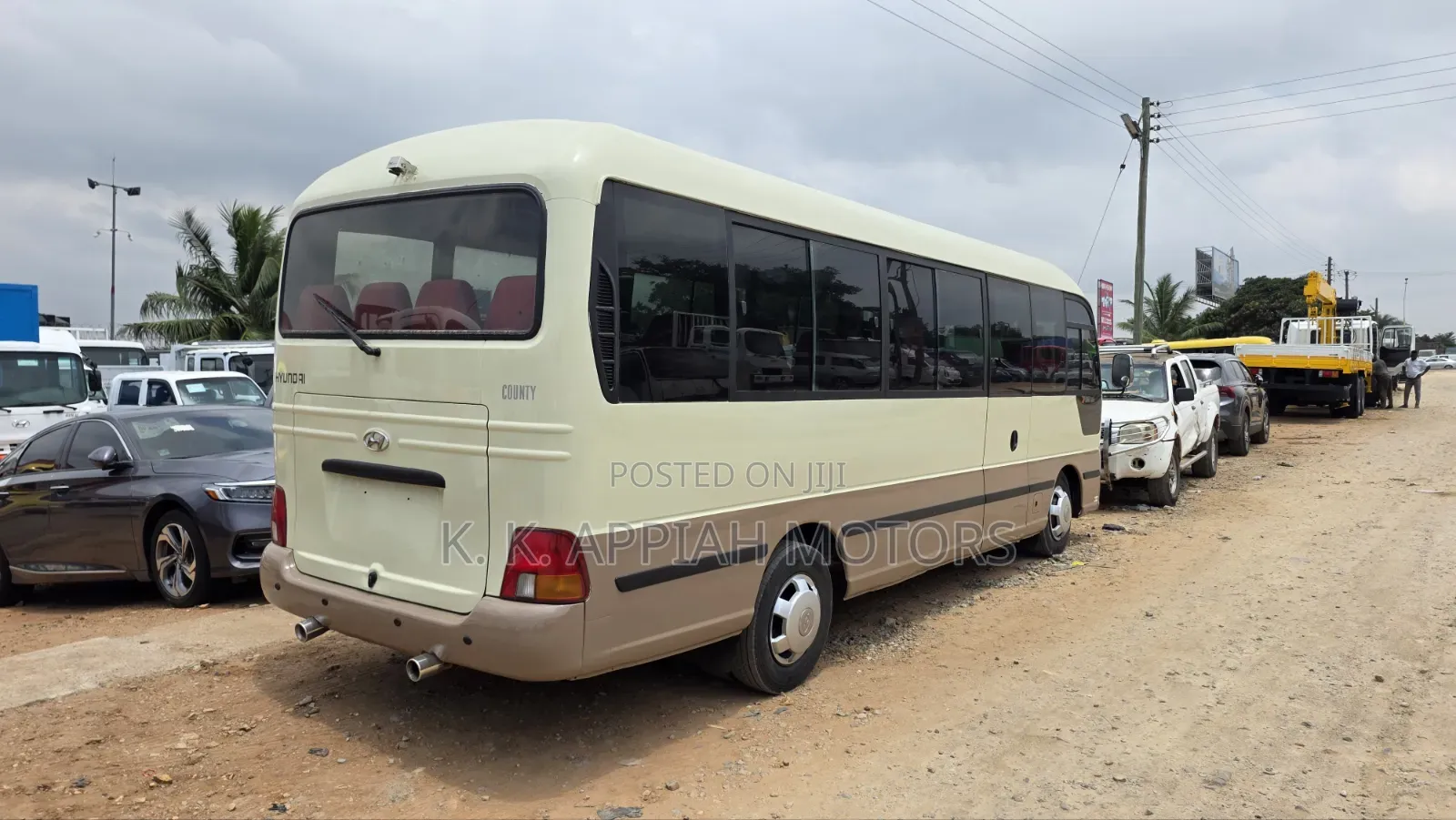 Hyundai County 2016 Grey