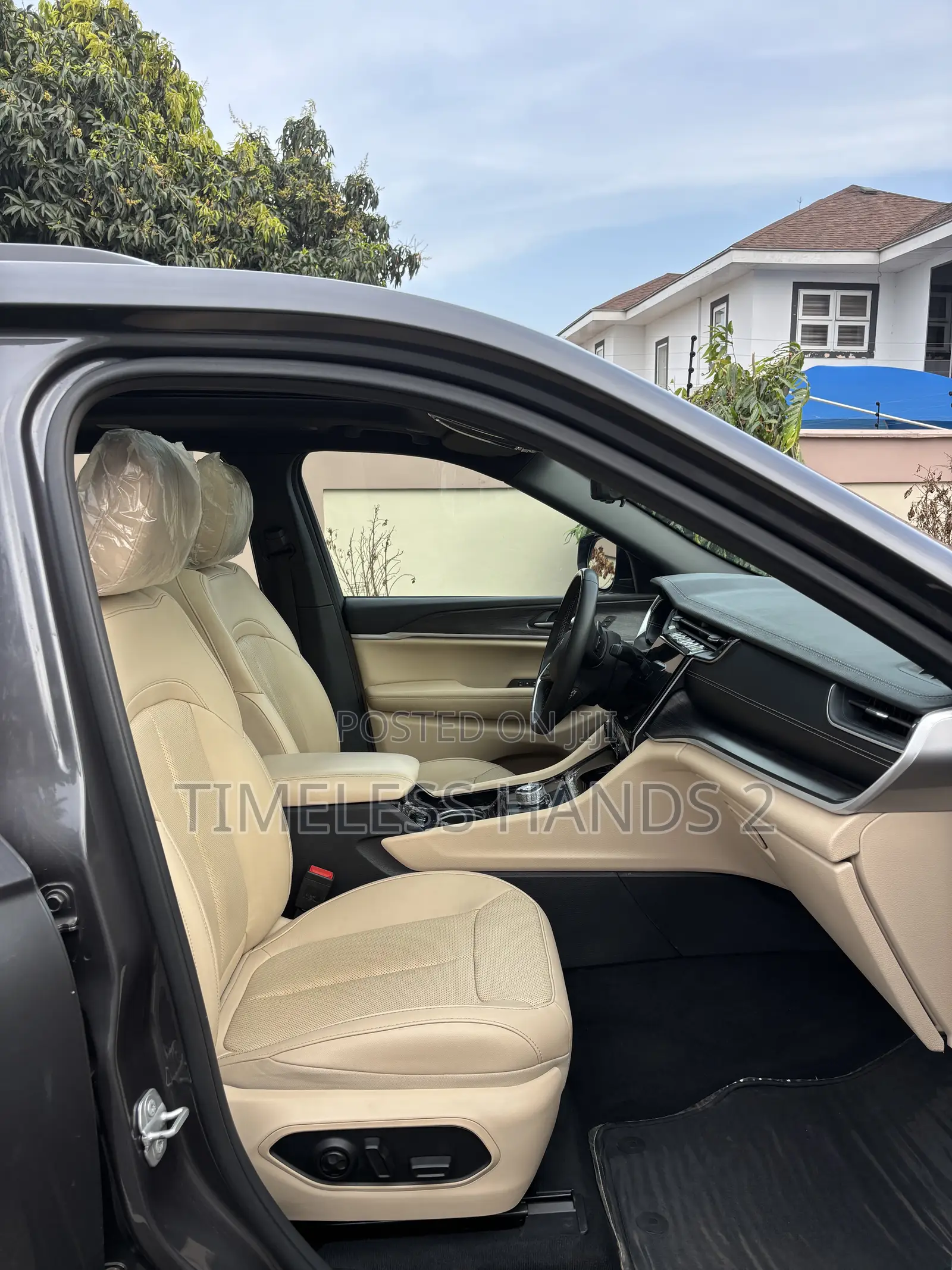 Jeep Grand Cherokee Limited 4x4 2023 Gray