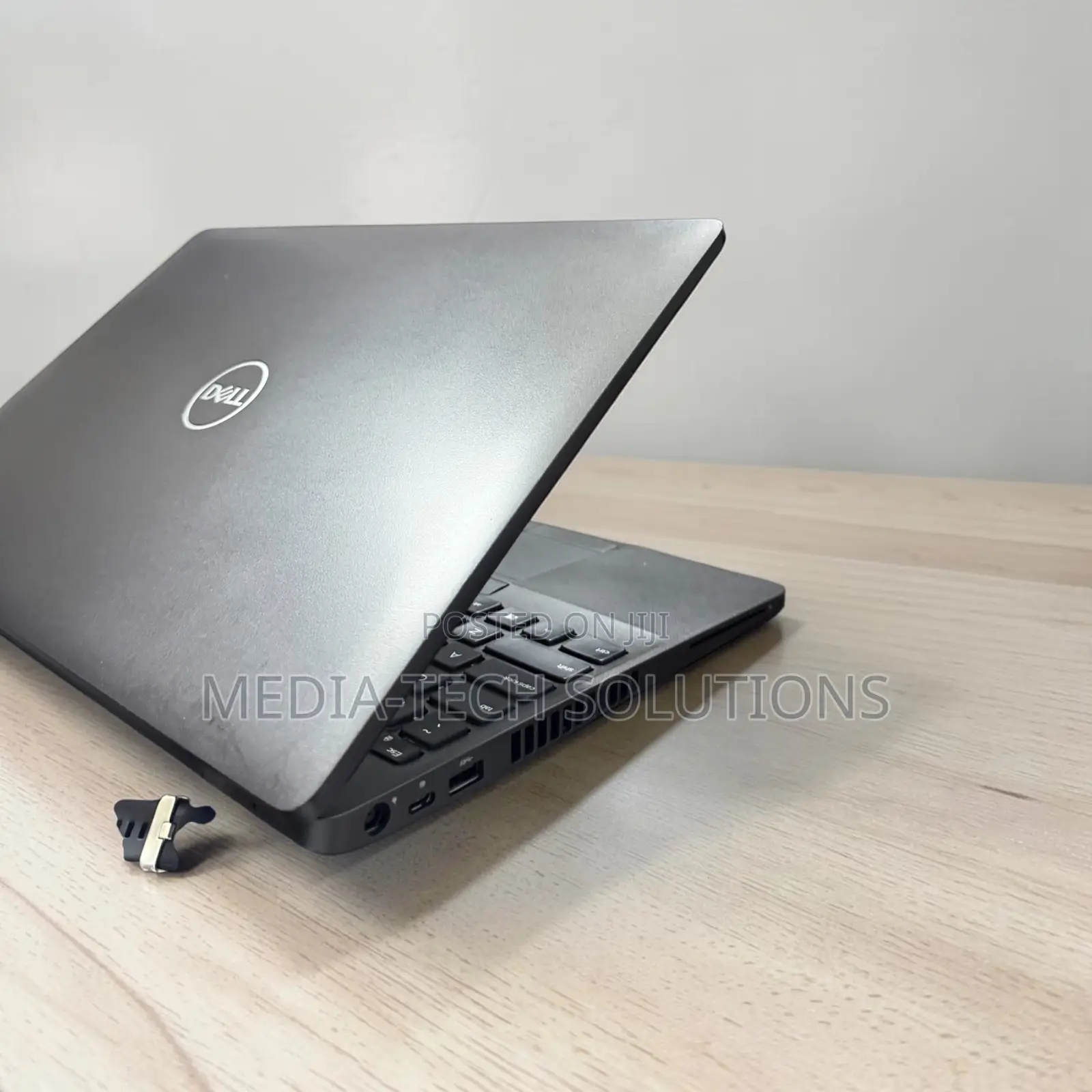Laptop Dell Latitude 5500 16GB Intel Core i7 SSD 256GB