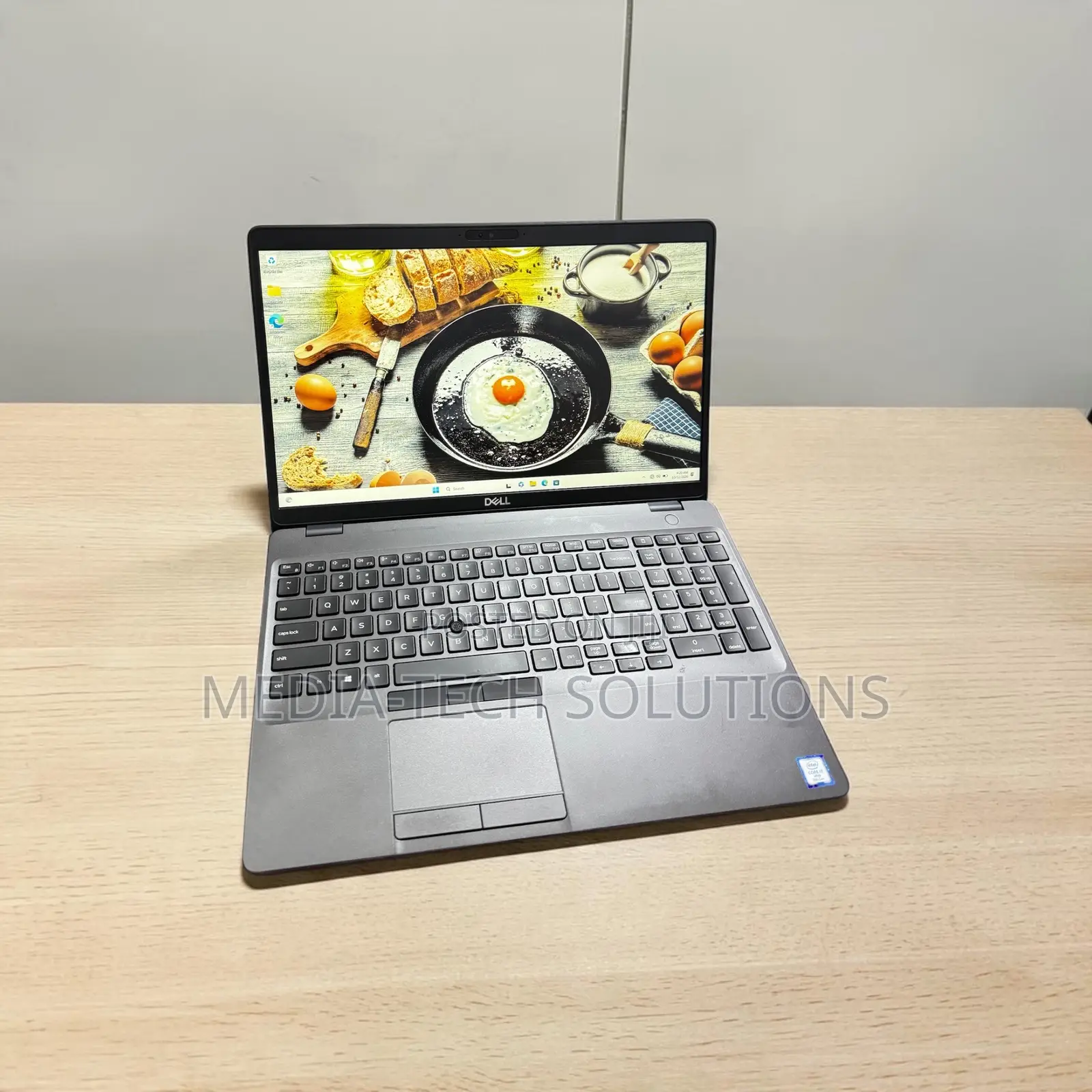 Laptop Dell Latitude 5500 16GB Intel Core i7 SSD 256GB
