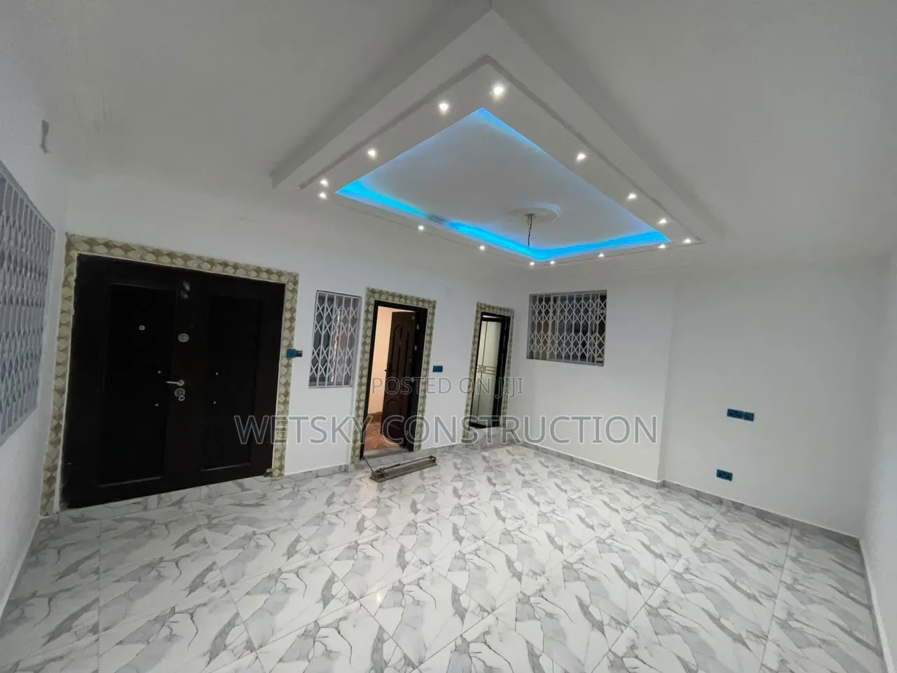 1bdrm Apartment in Awoshie Anyaa Deeper, Market for rent