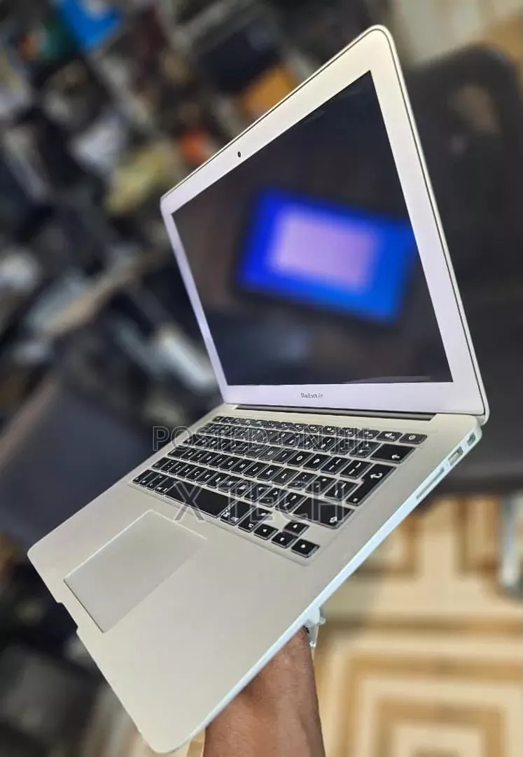 Laptop Apple MacBook Air 8GB Intel Core i5 SSD 256GB
