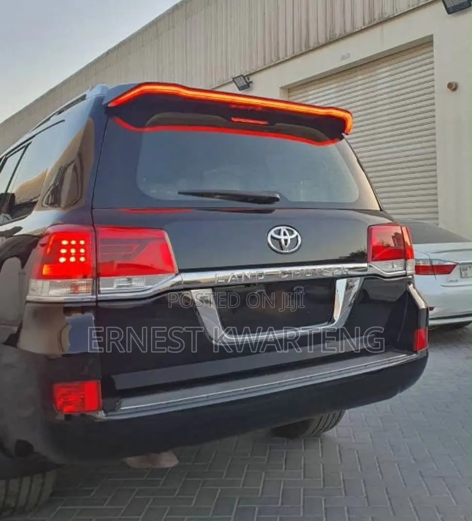 Toyota Land Cruiser 2016 Black