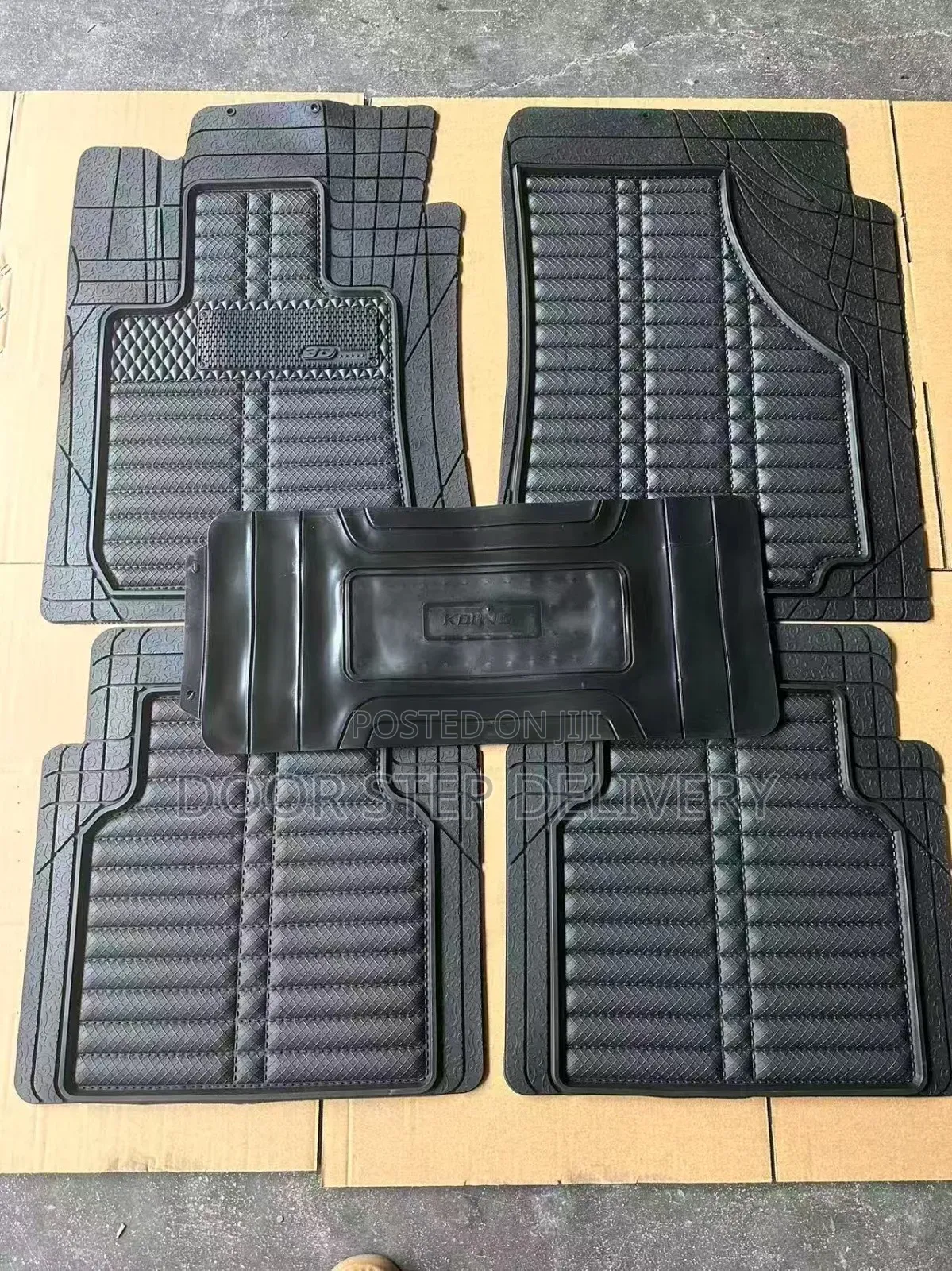 Wholesalers Car Floor (400 Pieces More)