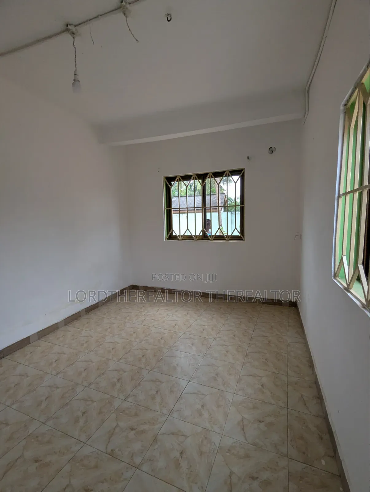 2bdrm Apartment in Pokuase for rent