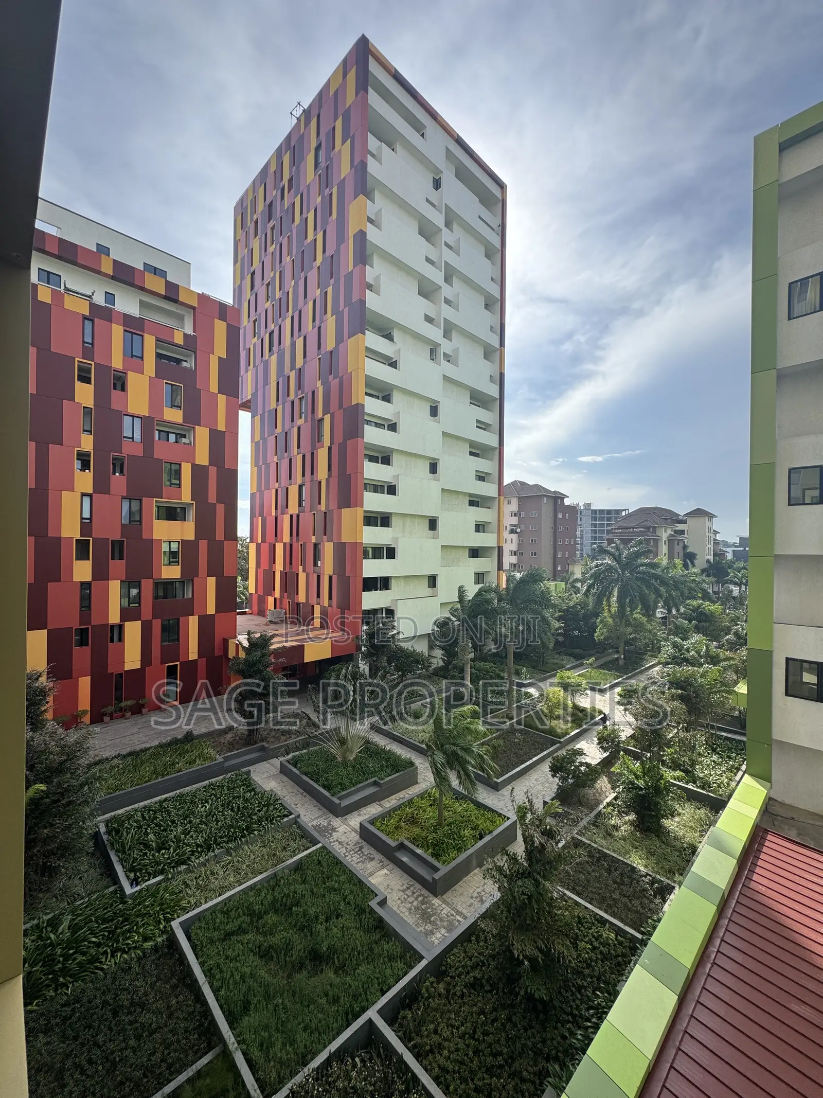Furnished 4bdrm Penthouse in Airport Residential Area for rent