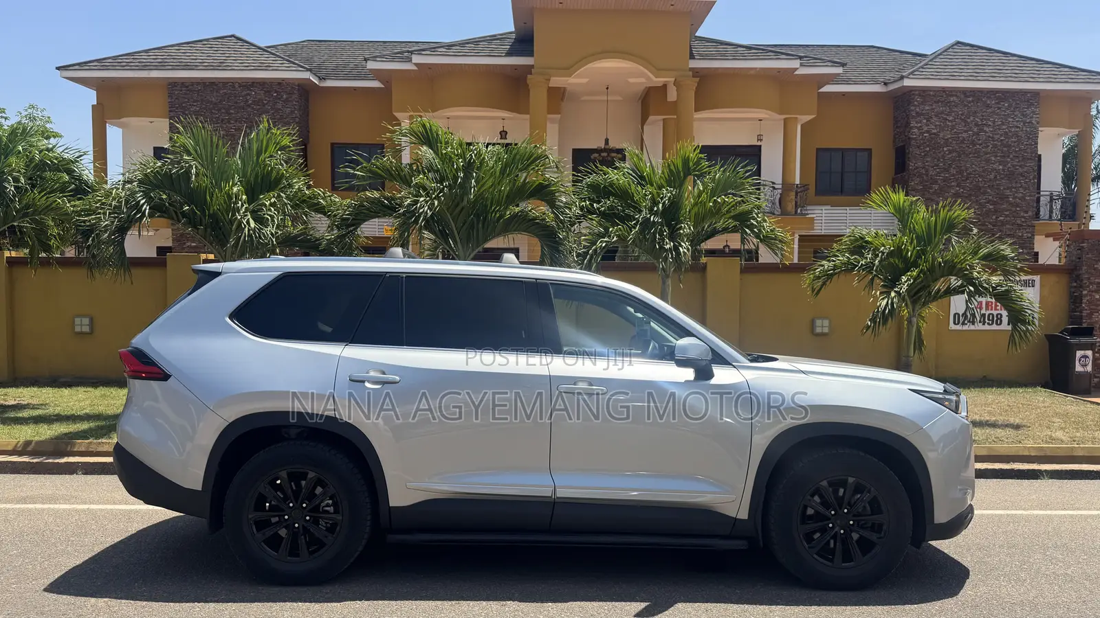 Toyota Highlander XLE AWD 2024 Silver