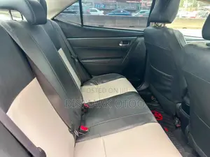 Toyota Corolla S 4dr Sedan (1.8L 4cyl CVT) 2015 Blue