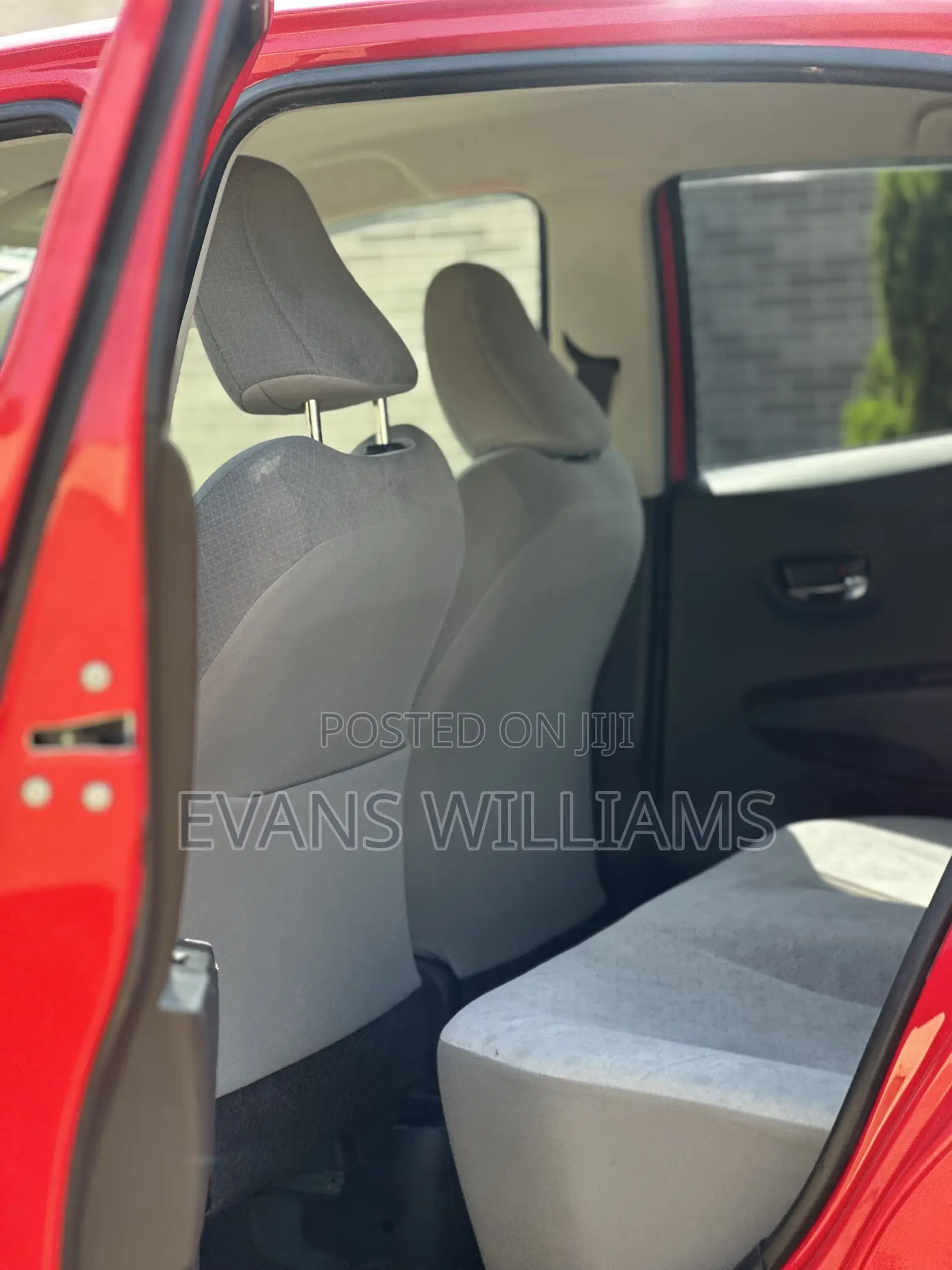 Toyota Vitz 1.3 FWD 5dr 2014 Red