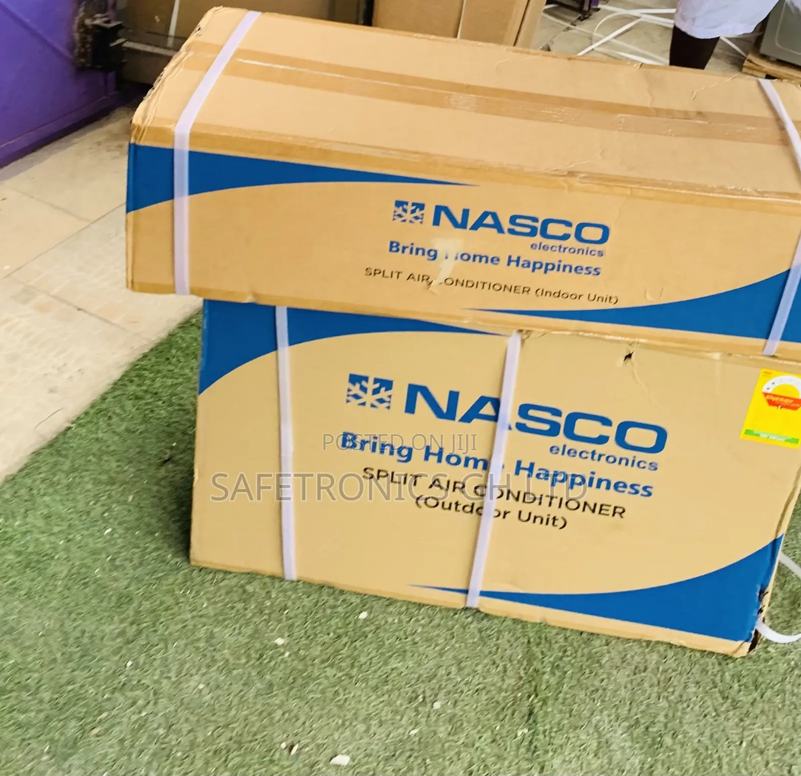Fresh Living (Nasco White) 2.5 Horsepower Split AC