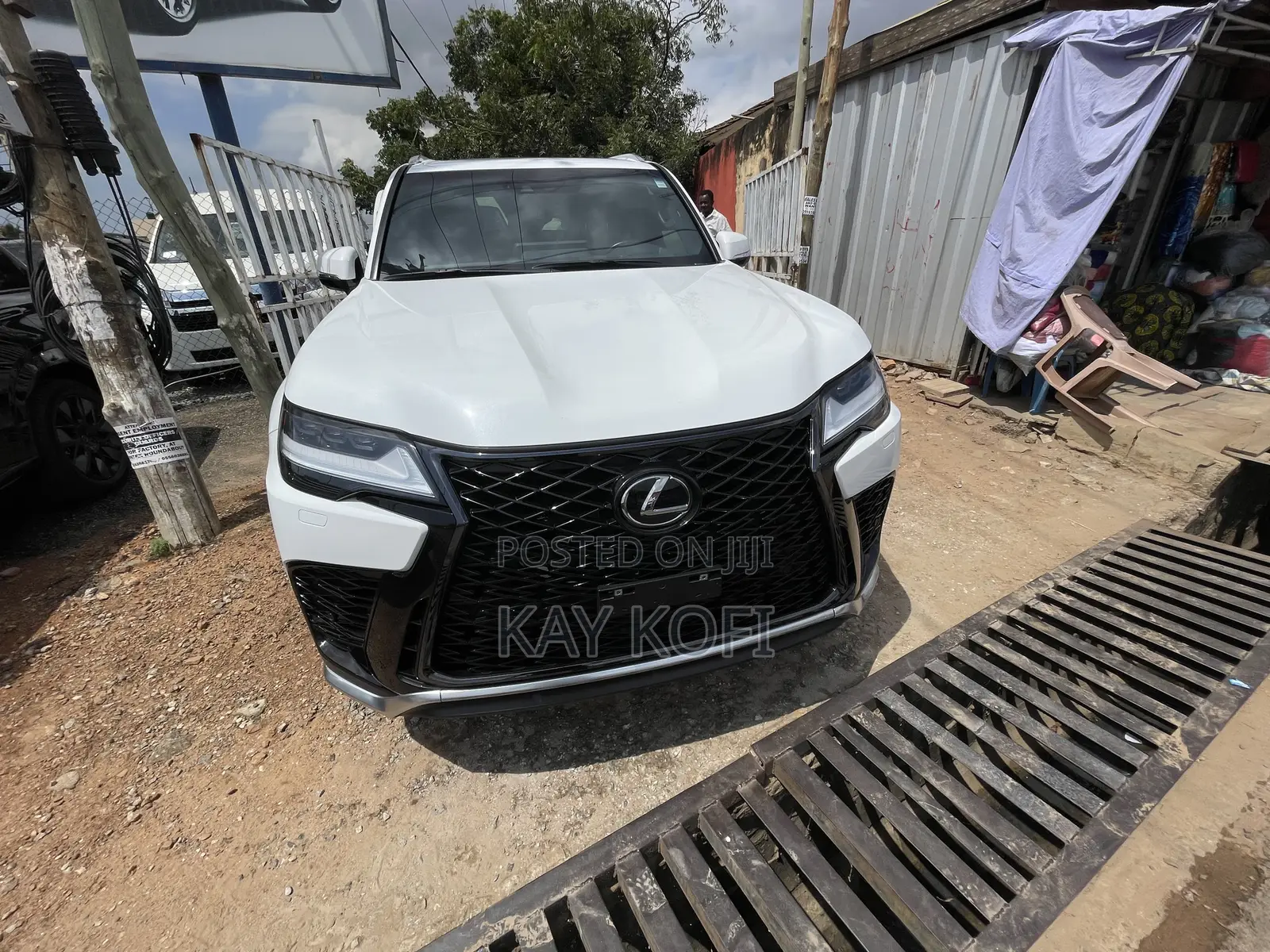 Lexus LX 600 2023 White