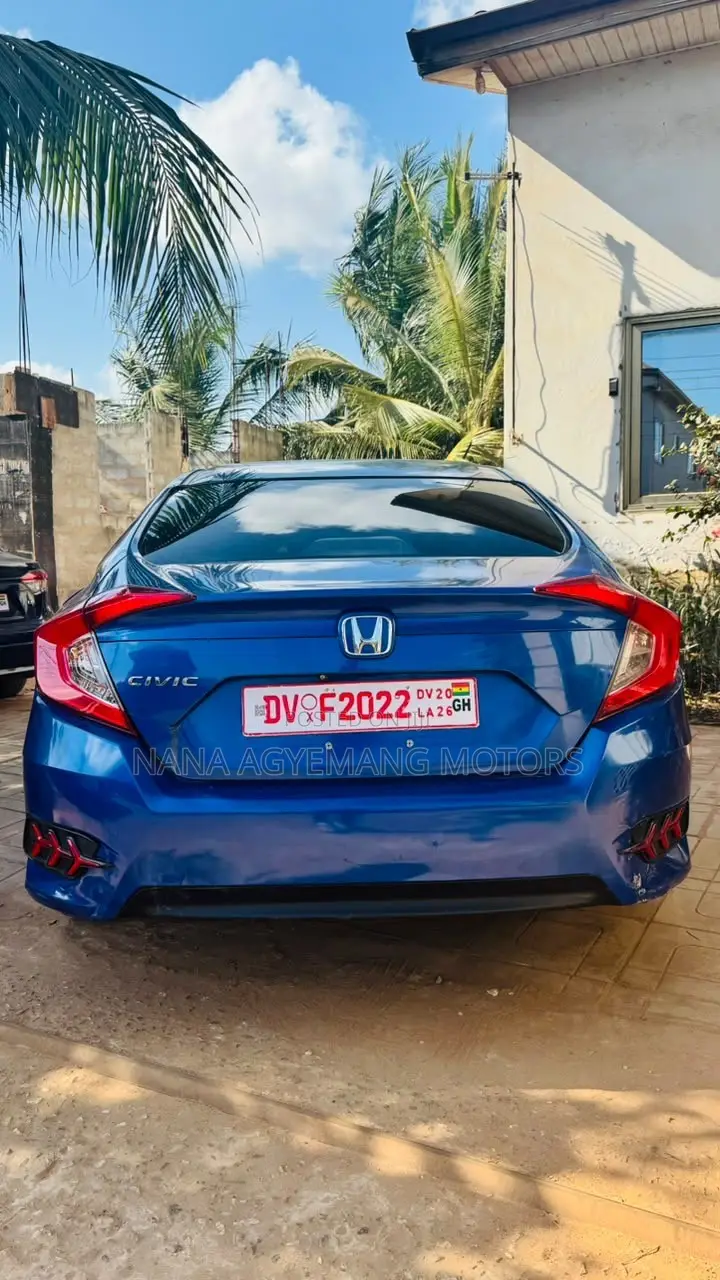 Honda Civic EX 4dr Sedan (2.0L 4cyl) 2017 Blue