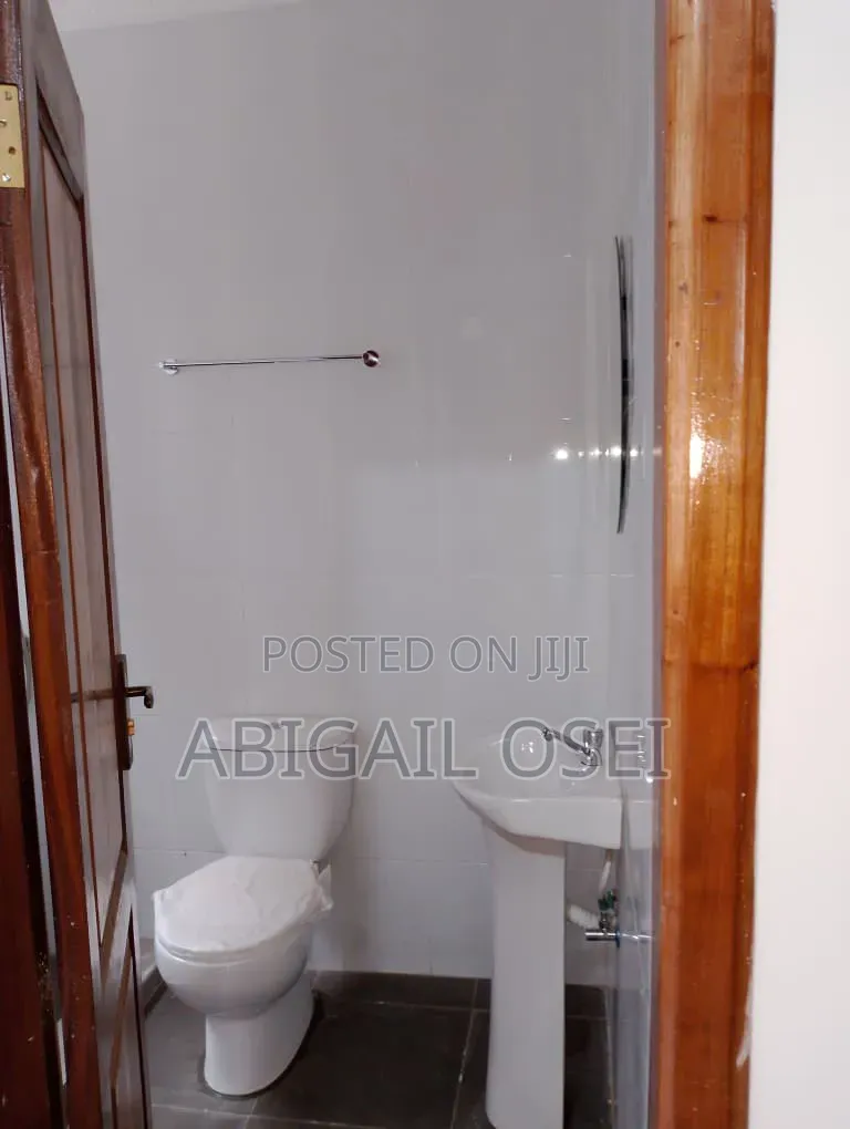 2bdrm Apartment in Oarifa Kb, Accra Metropolitan for rent