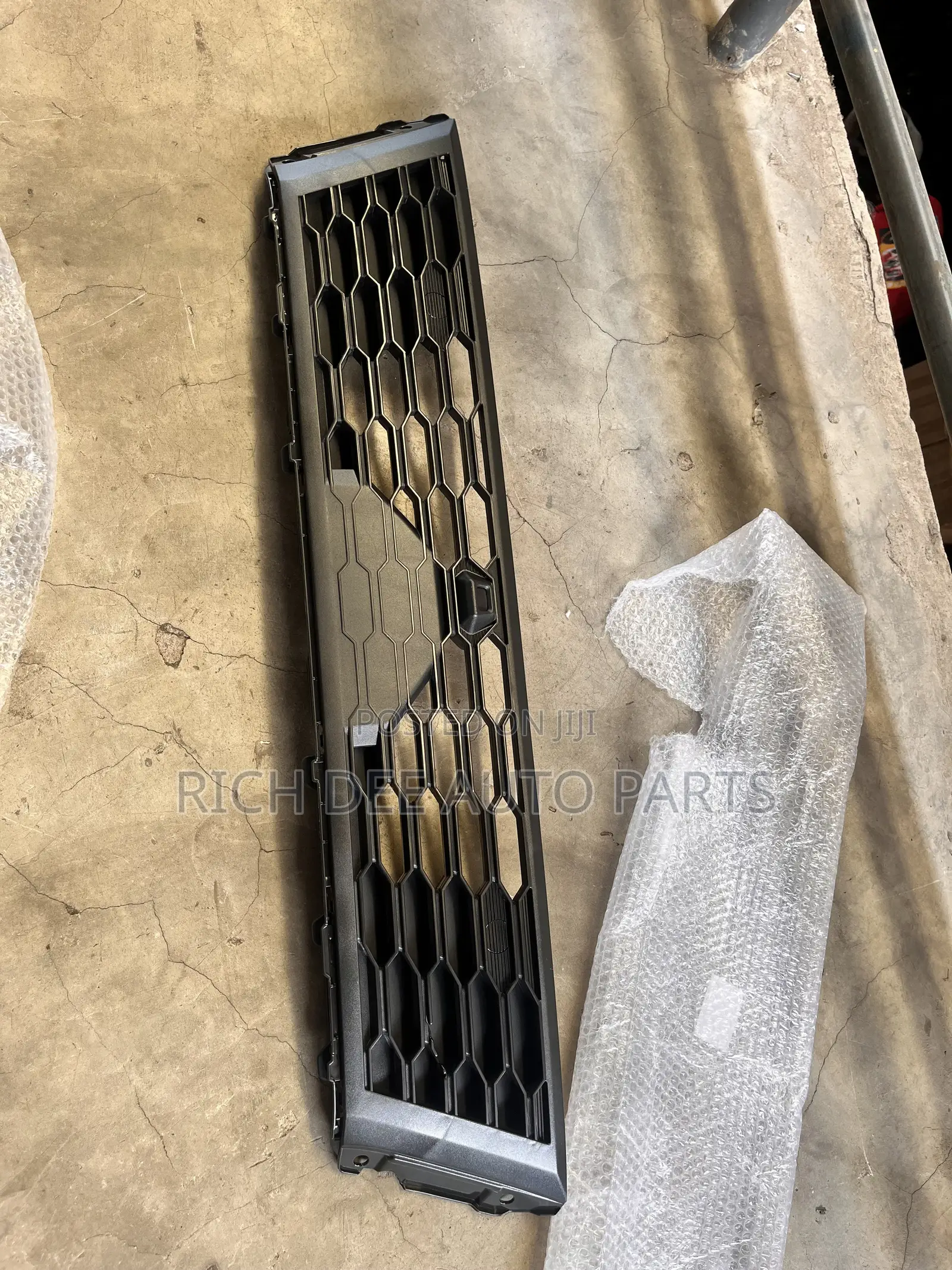 Mitsubishi Eclipse Cross 2023, 2024, 2025 Bumper Grill 2024