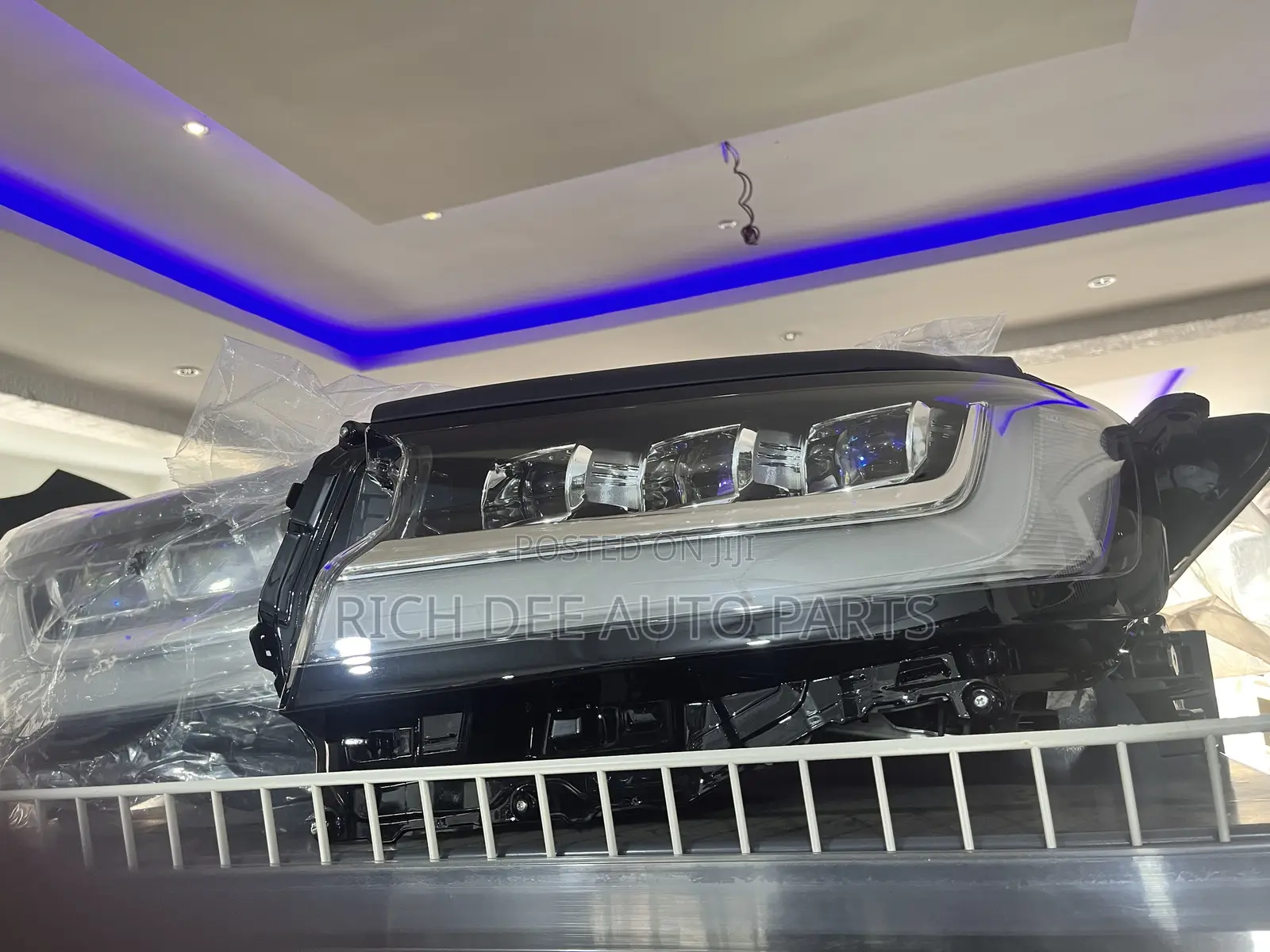 Toyota Land Cruiser 2022, 2023, 2024 LC300 (2022–2026 Models) LED