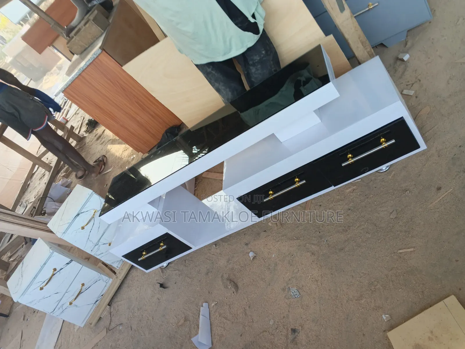 Five Feet TV Stand