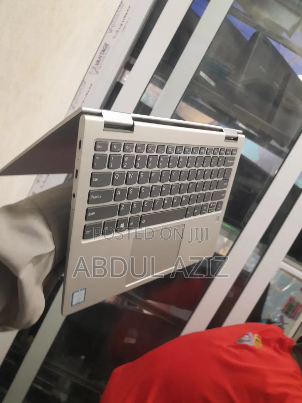Laptop Lenovo Yoga 730 8GB Intel Core i5 SSD 256GB
