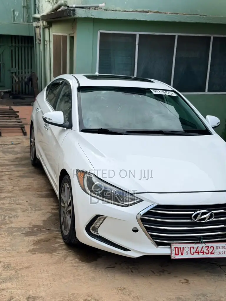 Hyundai Elantra 2017 White