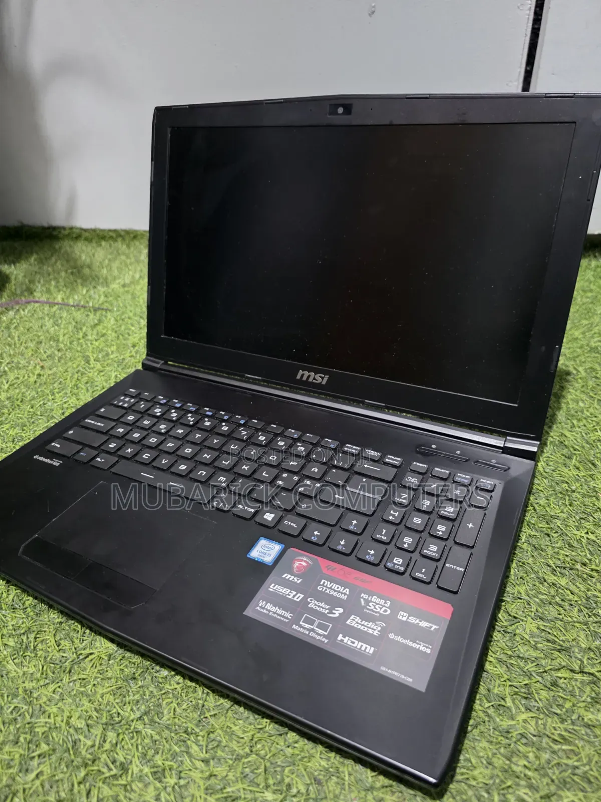 Laptop MSI MSI Sword 15 16GB Intel Core i5 HDD+SSD 1T