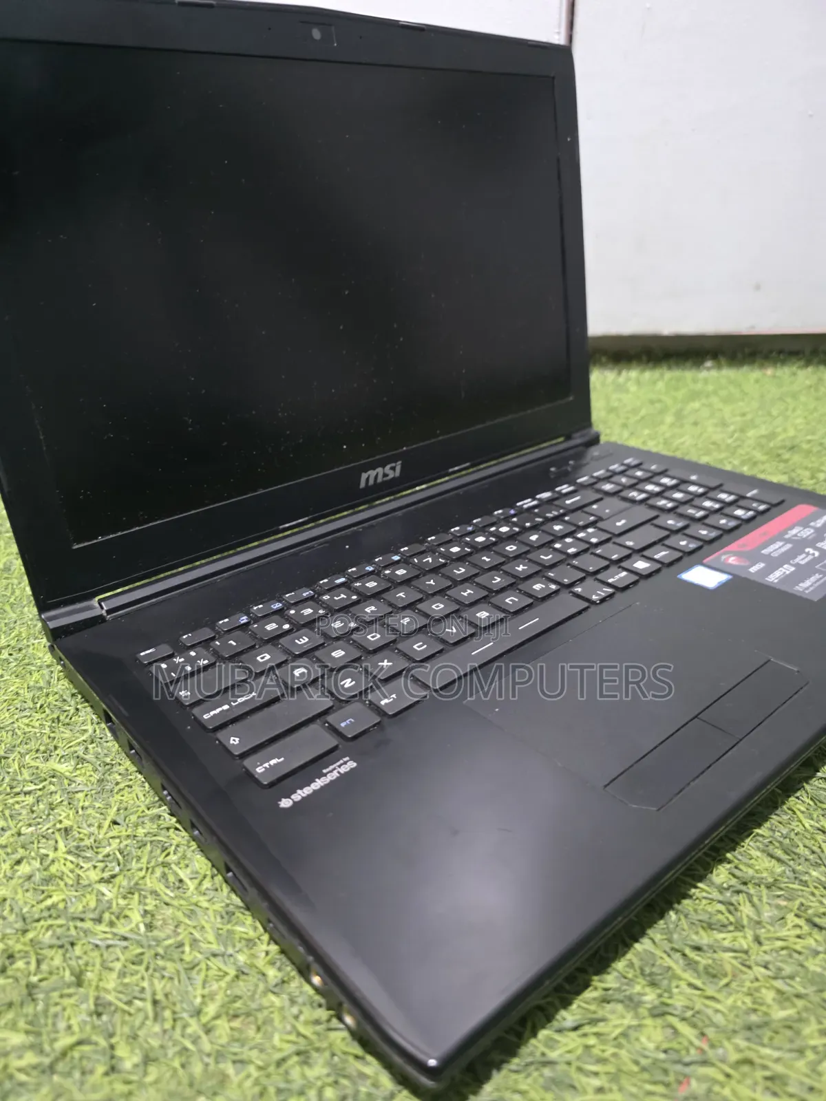 Laptop MSI MSI Sword 15 16GB Intel Core i5 HDD+SSD 1T