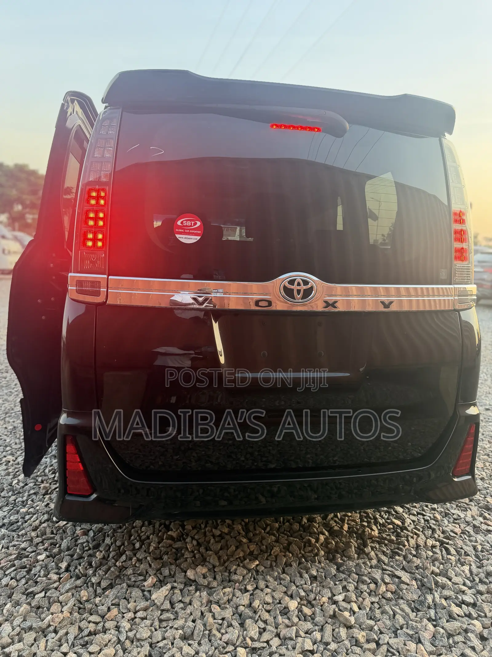 Toyota Voxy 2014 Black