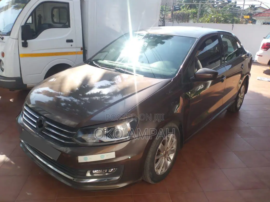 Volkswagen Polo 2017 Brown