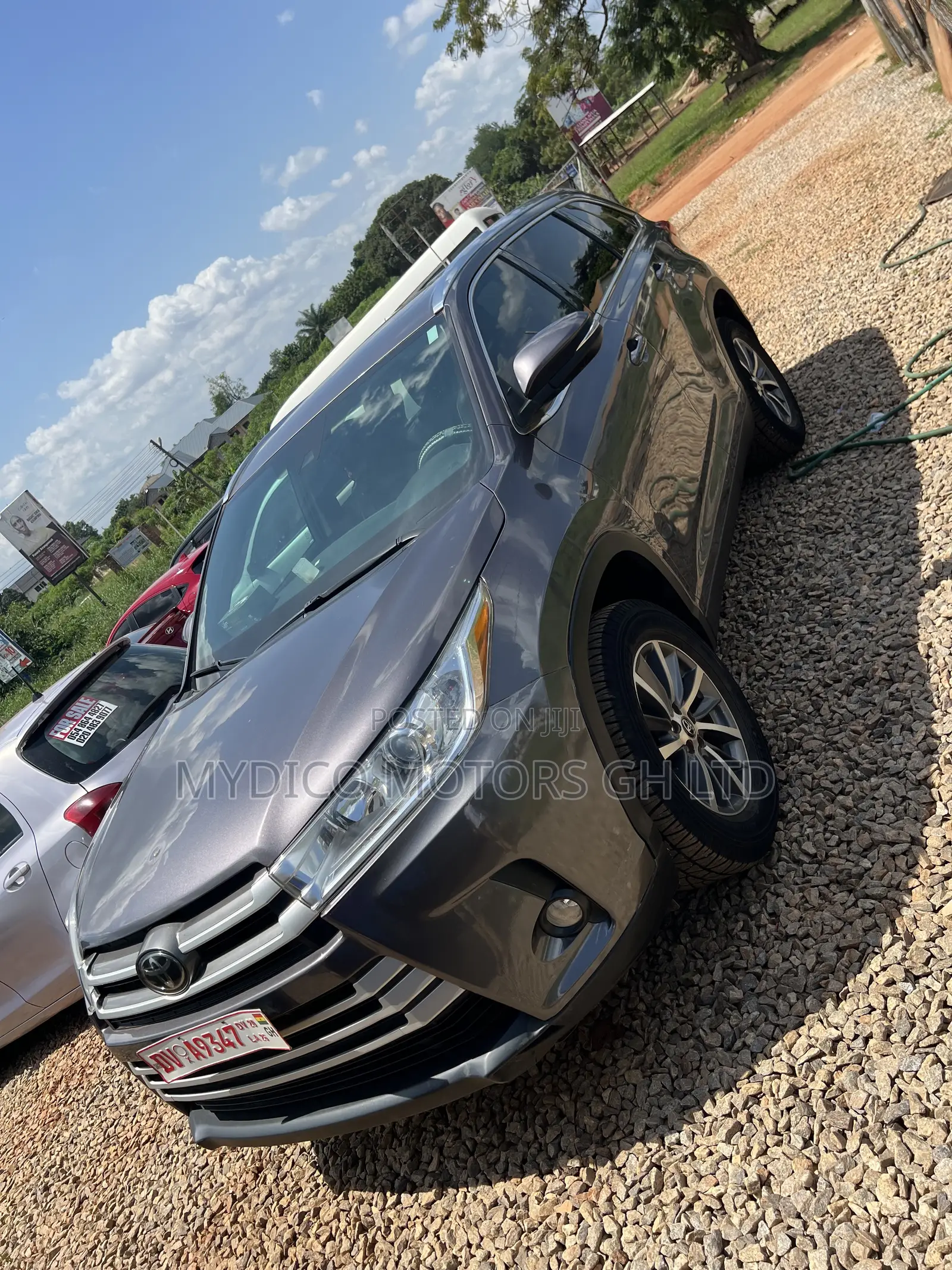Toyota Highlander XLE 2019 Gray