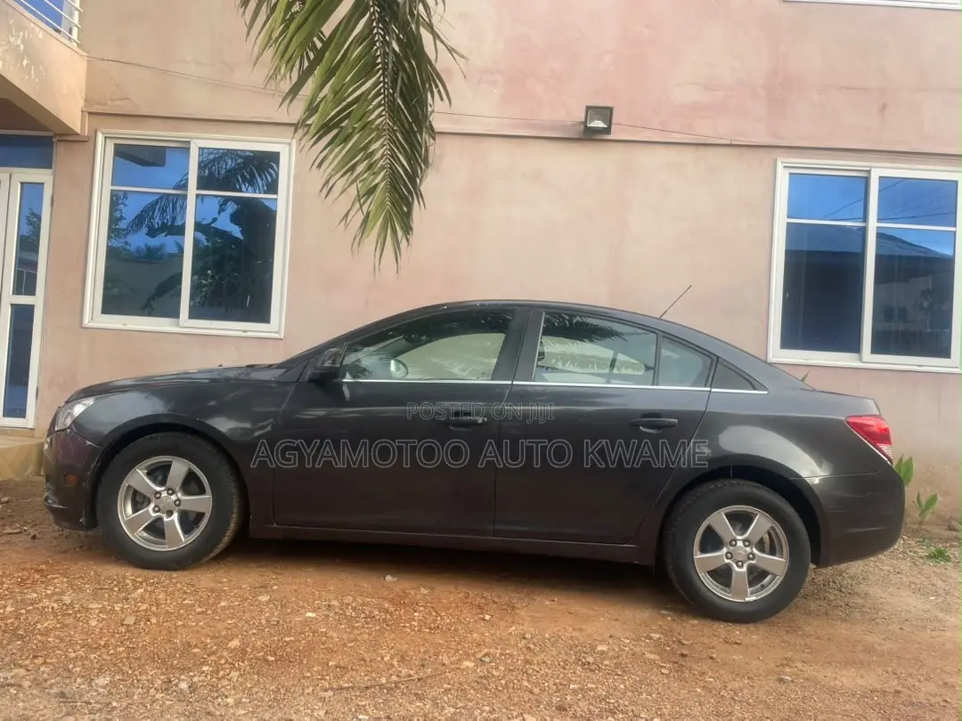 Chevrolet Cruze 1LT Auto 2013 Black