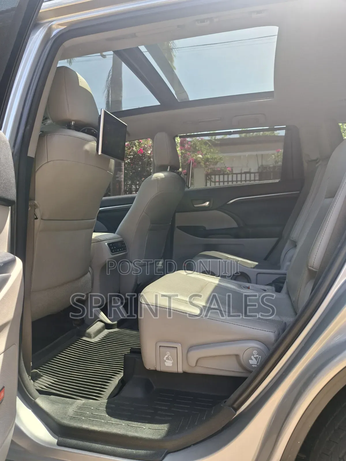Toyota Highlander XLE V6 4x4 (3.5L 6cyl 6A) 2016 Gray