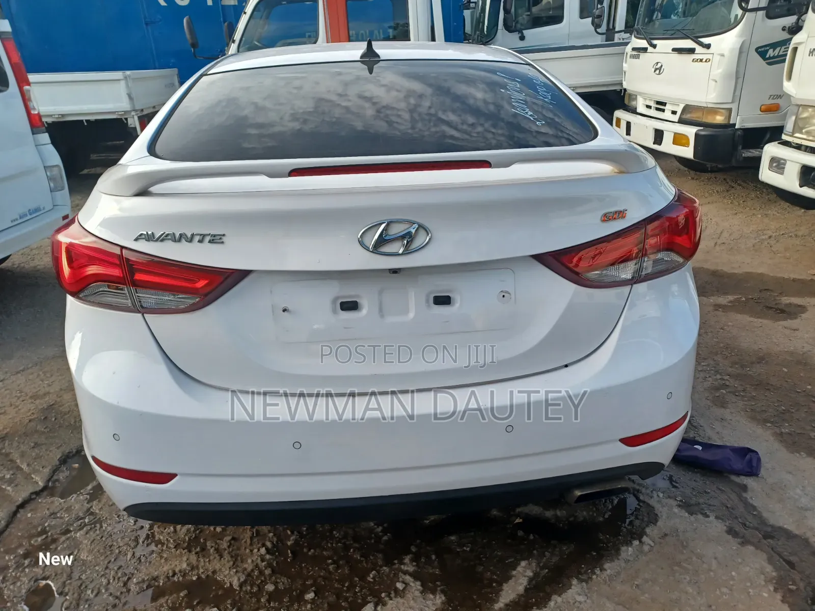 Hyundai Avante 2014 White