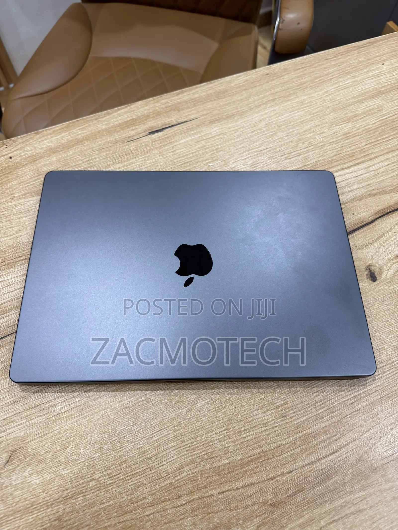 Laptop Apple MacBook Pro 2024 M4 16GB Apple M4 SSD 512GB