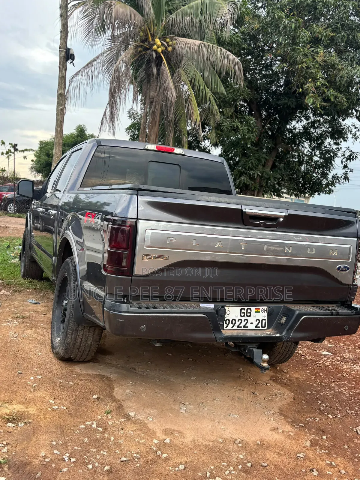 Ford F-150 Lariat 4x4 SuperCrew Cab Styleside 5.5 ft. box 145 in. WB