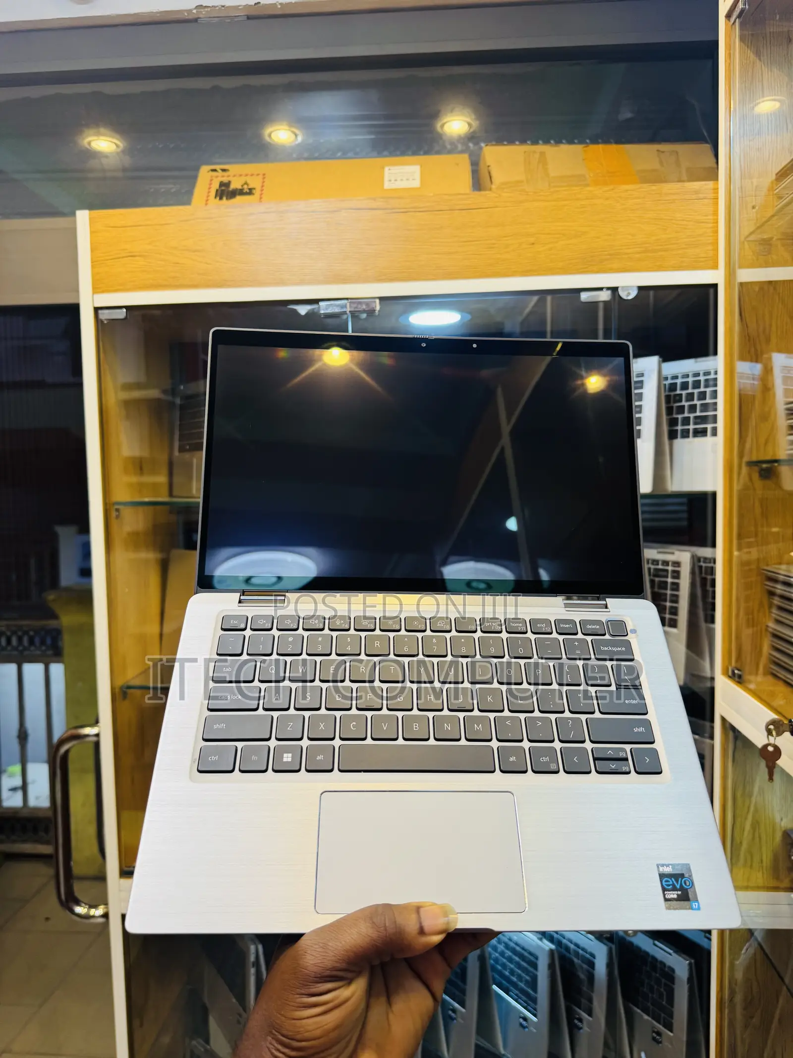 Laptop Dell Latitude 7320 16GB Intel Core i7 SSD 512GB