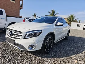 Mercedes-Benz GLA-Class 2018 White
