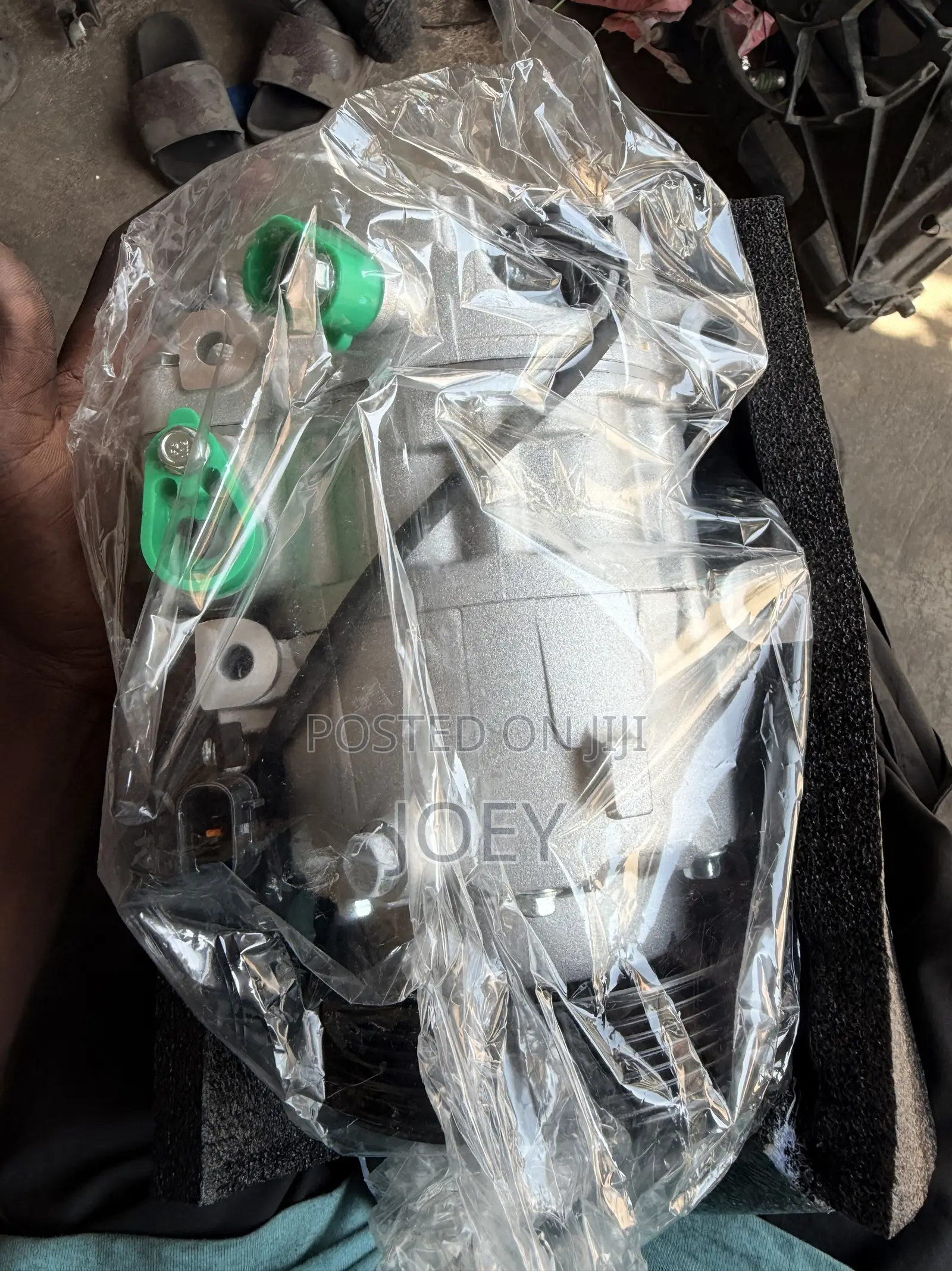 Hyundai Santafe 2010-12 AirConditioning Motor Available