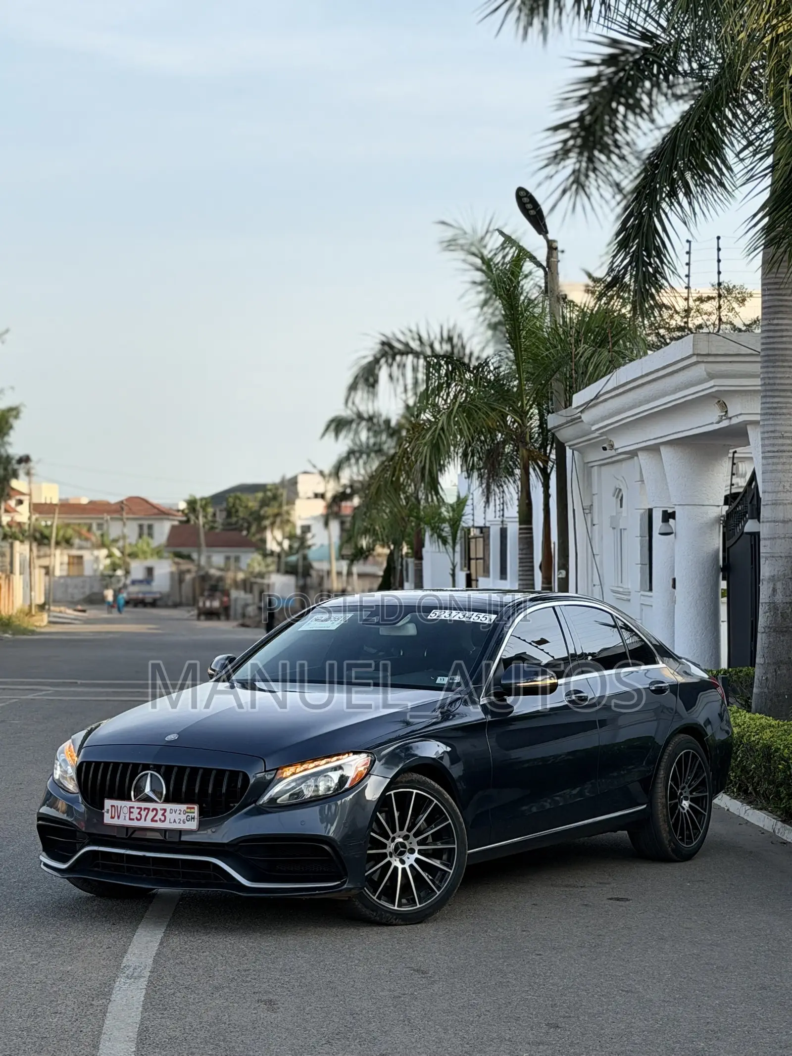 Mercedes-Benz C300 Luxury Sedan RWD (2.0L 4cyl 7A) 2016 Gray