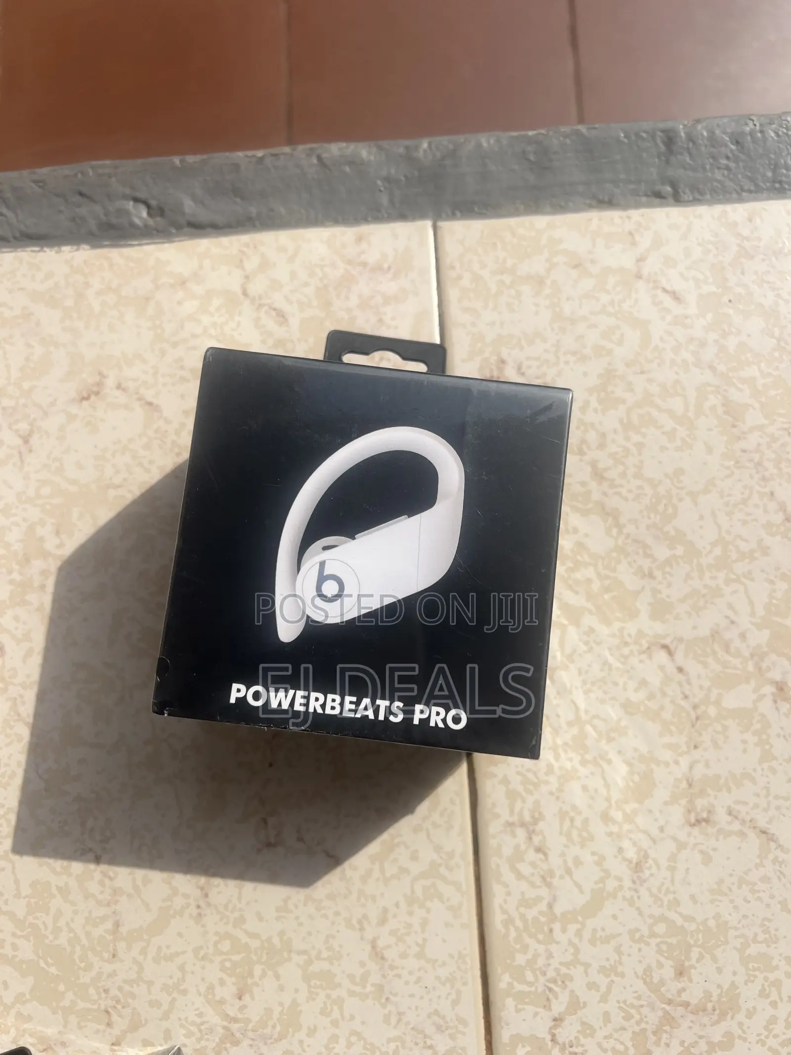 Powerbeats Pro Earhook Bluetooth Headphones White