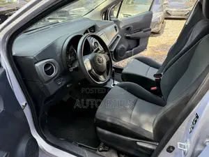 Toyota Vitz 1.5 FWD 5dr 2013 Silver