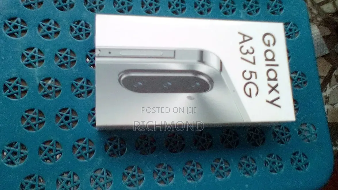 New Samsung Galaxy A37 256 GB Silver