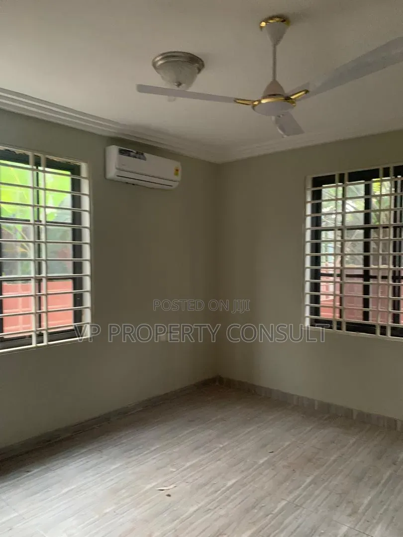 2bdrm Apartment in Baatsona Total for rent
