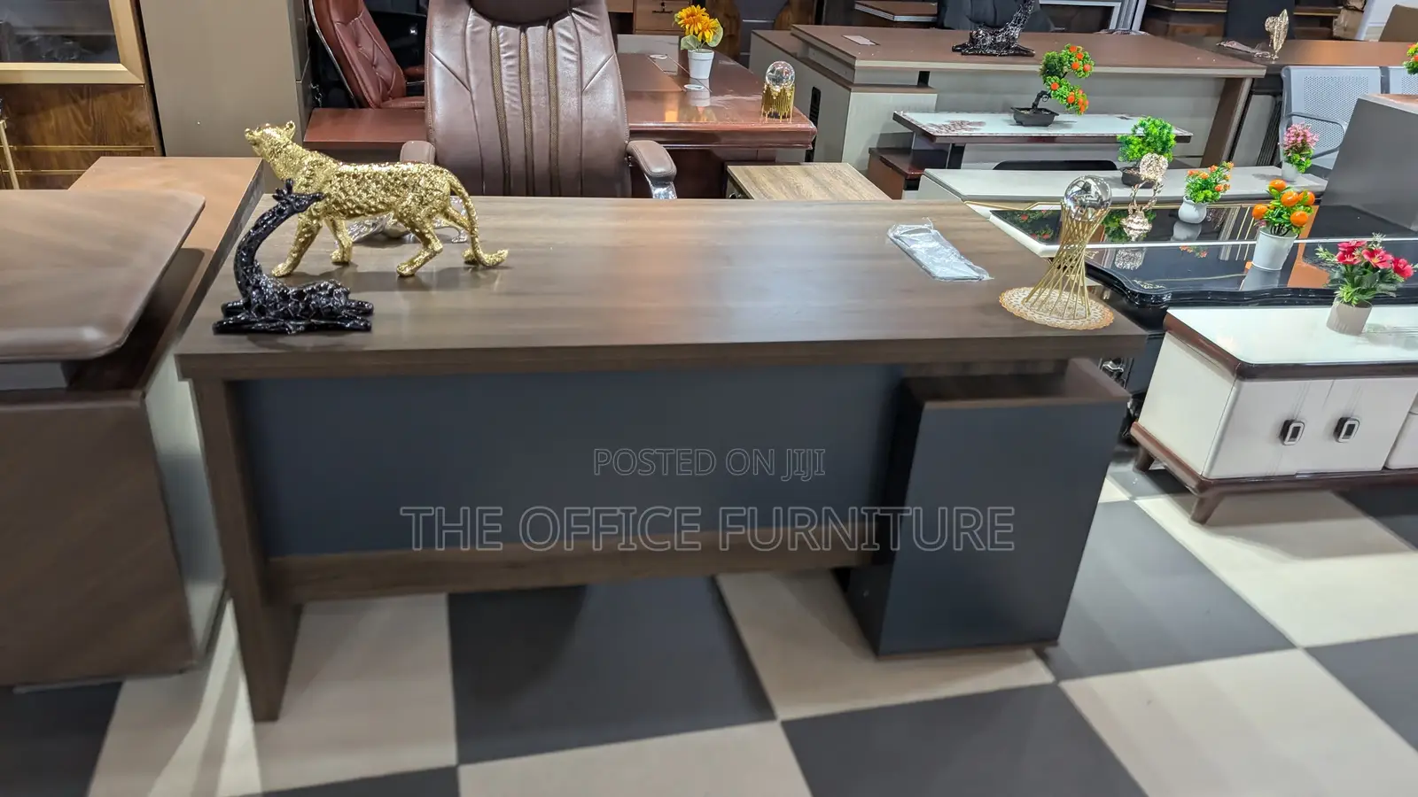 Executive L-Shaped Office Desk