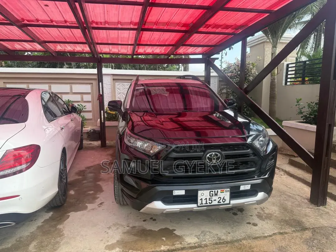 Toyota RAV4 Limited AWD 2023 Black