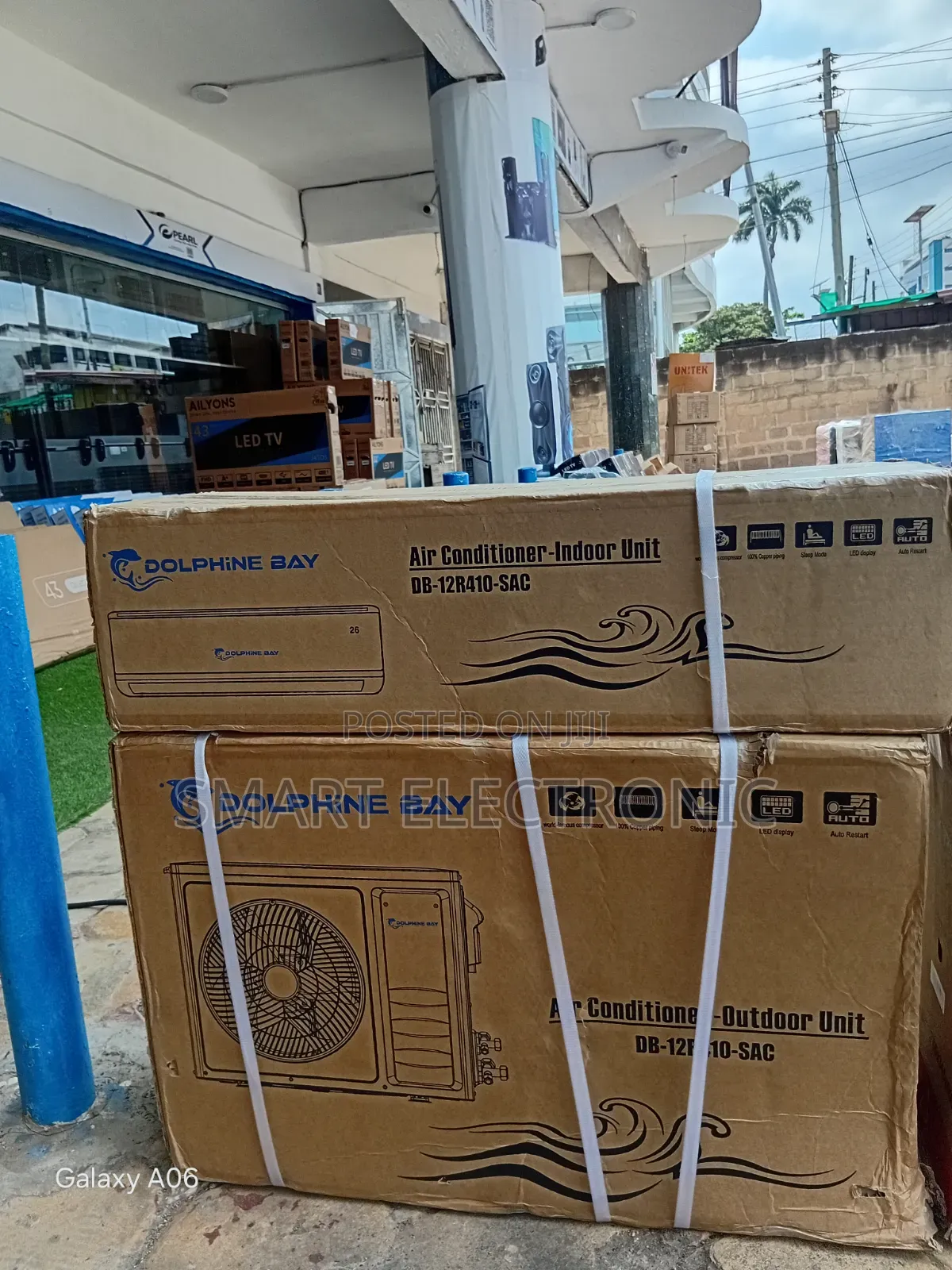 Dolphine Bay AC- Dolphine Bay 1.5hp Bring Heat Away