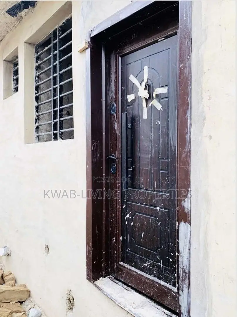 5bdrm House in Frafraha for sale