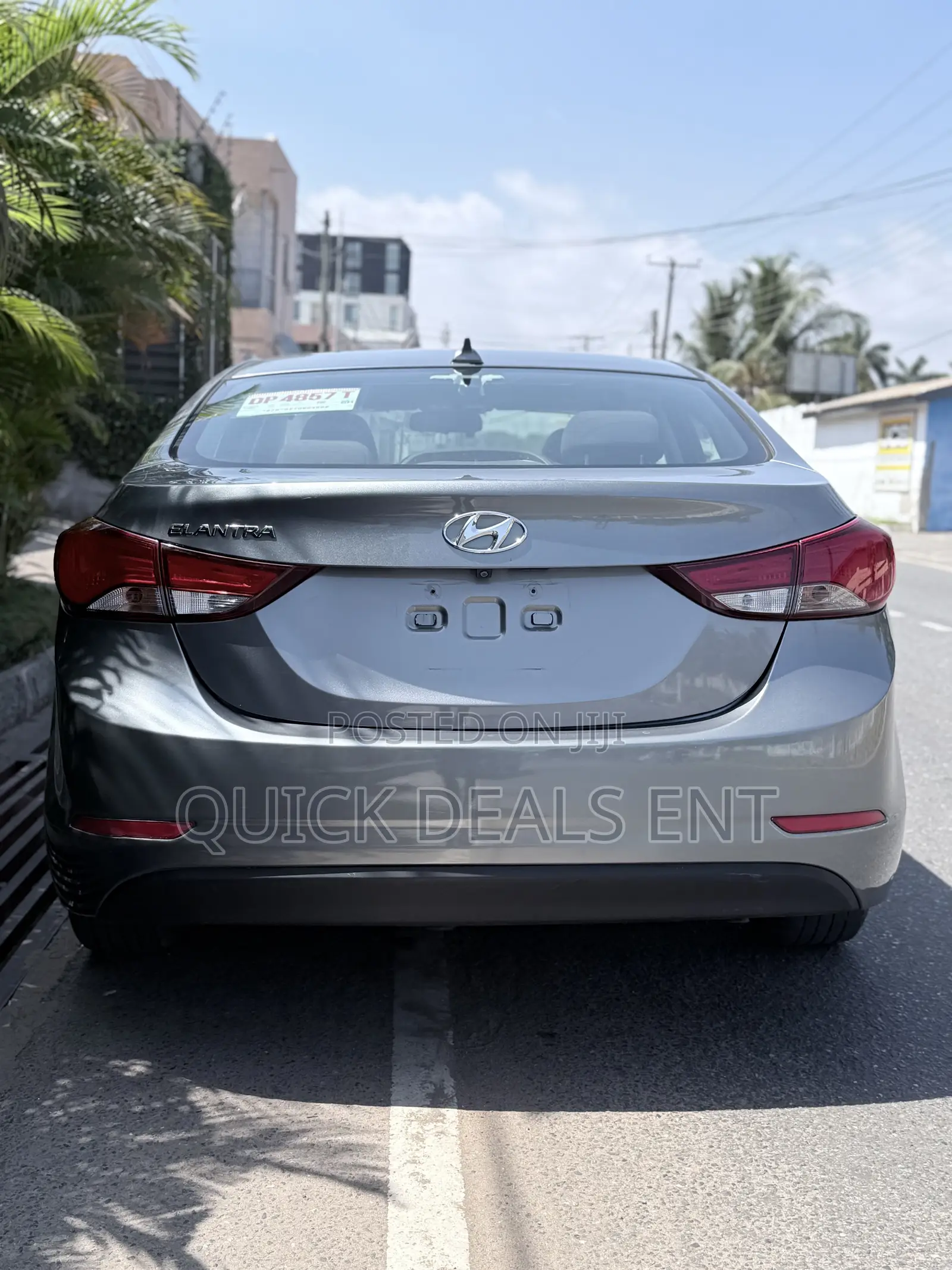 Hyundai Elantra Limited Sedan FWD (1.8L 4cyl 6A) 2016 Gray