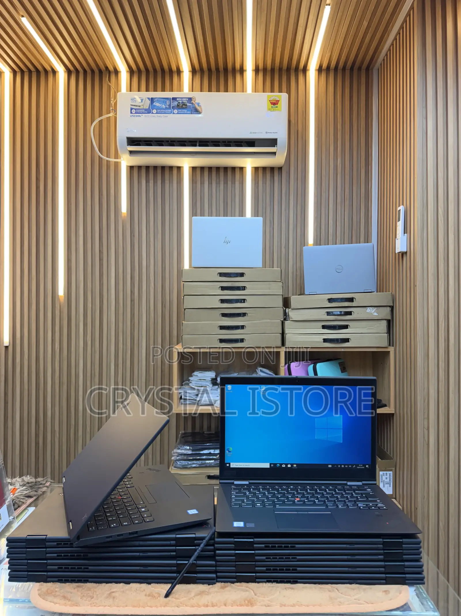 New Laptop Lenovo ThinkPad X1 Yoga 8GB Intel Core i5 SSD 256GB