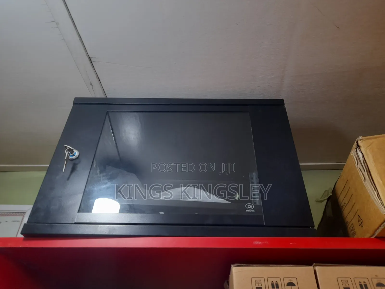 9u Cabinet